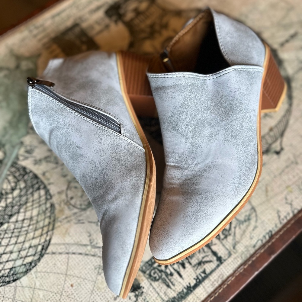 CLOSET CLEAROUT‼️ Blue Ankle Booties | size EU 38/ US 7.5